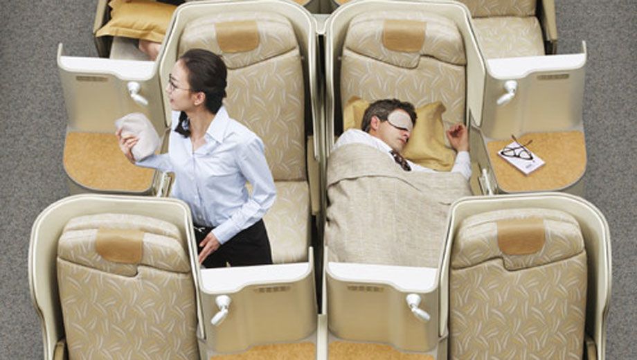 Passengers in the middle seats have direct aisle access