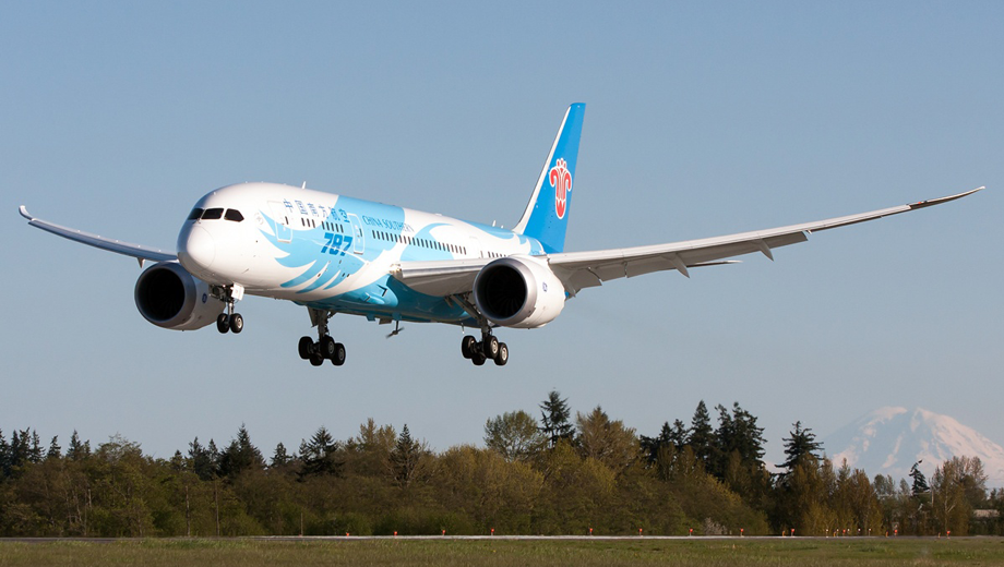China Southern's Boeing 787 takes wing to London and Auckland in October
