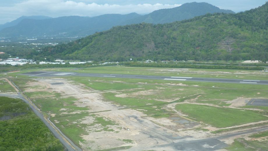 Cairns Airport to close early as Tropical Cyclone Yasi strengthens and increases speed