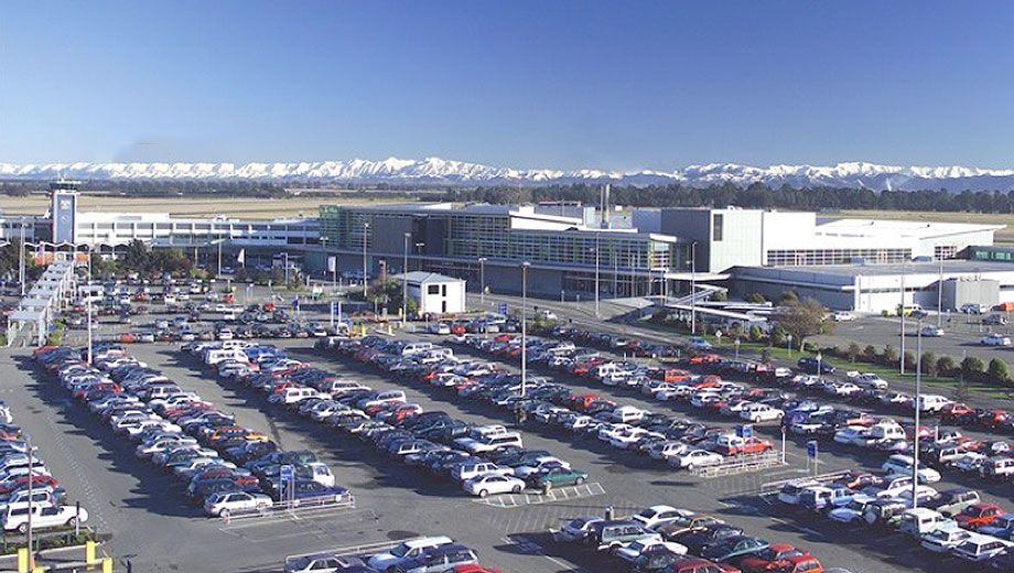 Another massive earthquake in Christchurch: Airport evacuated
