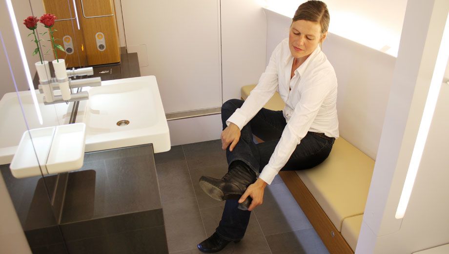Lufthansa wins praise for first-class toilet on A380