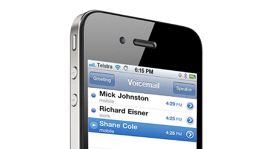 Travel tech: how to use iPhone Visual Voicemail while overseas
