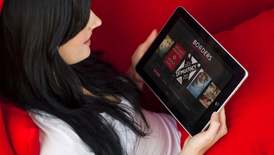 Qantas trials free iPads in business lounges