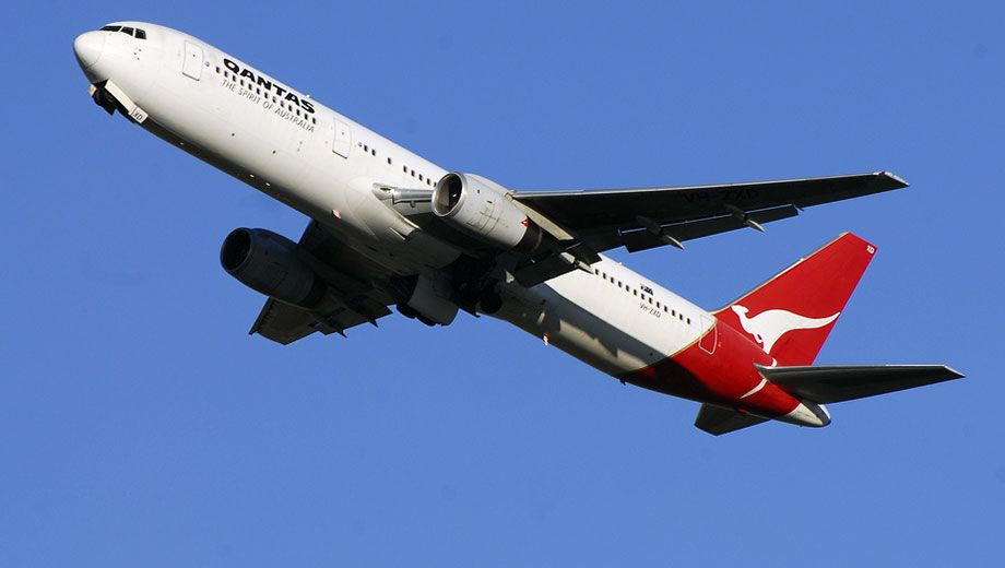 Qantas still the most on-time domestic airline: govt
