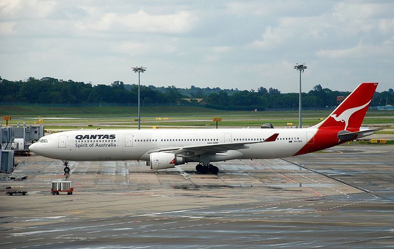 Qantas cuts business class on Melbourne-HK, A330 replaces 747