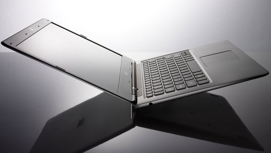 Ultrabooks: how big is TOO big for travellers?