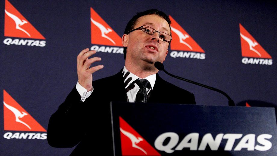 Qantas keeps its powder dry on 