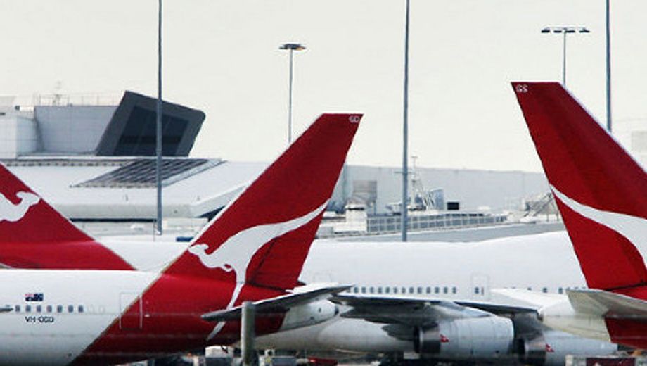 Qantas confirms Emirates alliance talks