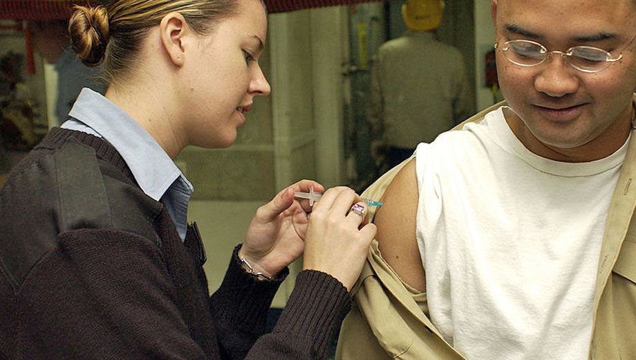 US flu outbreak: get vaccinated at home, take precautions abroad