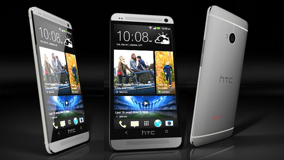 Optus launches HTC One with free Qantas frequent flyer points