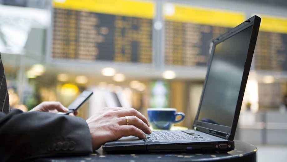 London's Heathrow Airport gets free wi-fi (well, for 45 minutes)