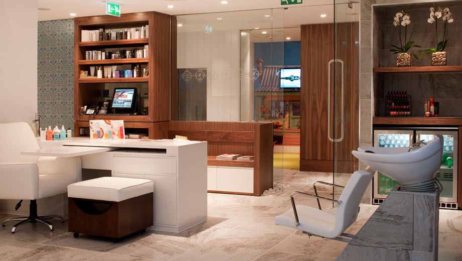 Qantas first class passengers get free spa sessions at Heathrow
