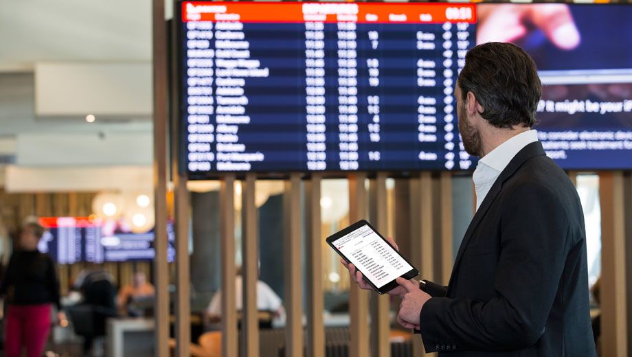 Qantas rolls news, flight updates into new QView lounge screens