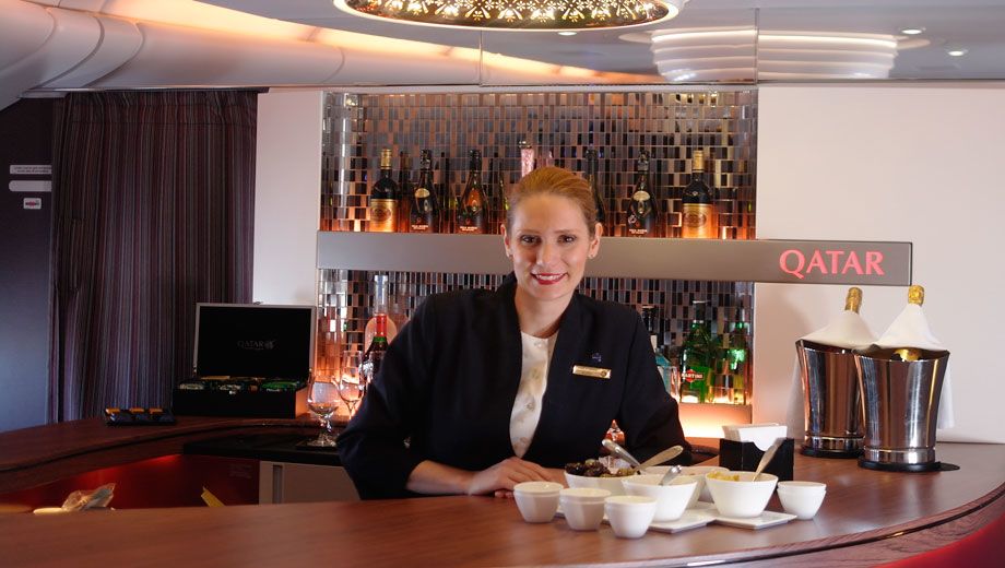 Review: Qatar Airways Airbus A380 lounge and bar