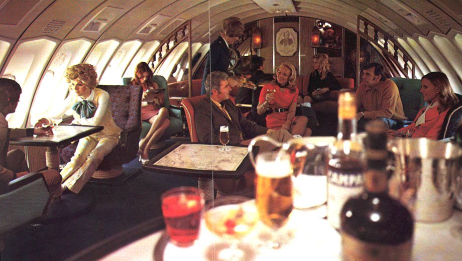 The fabulous bars, lounges and restaurants of the Boeing 747