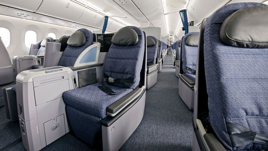 United Boeing 787 'BusinessFirst' business class: Melbourne-Los Angeles