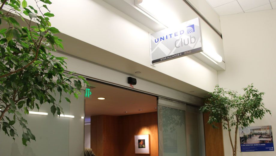 United Club lounge: Los Angeles LAX Terminal 7, Gate 71A