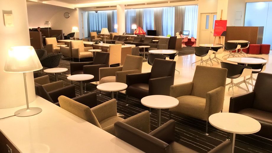 Qantas international business class lounge, Melbourne Airport