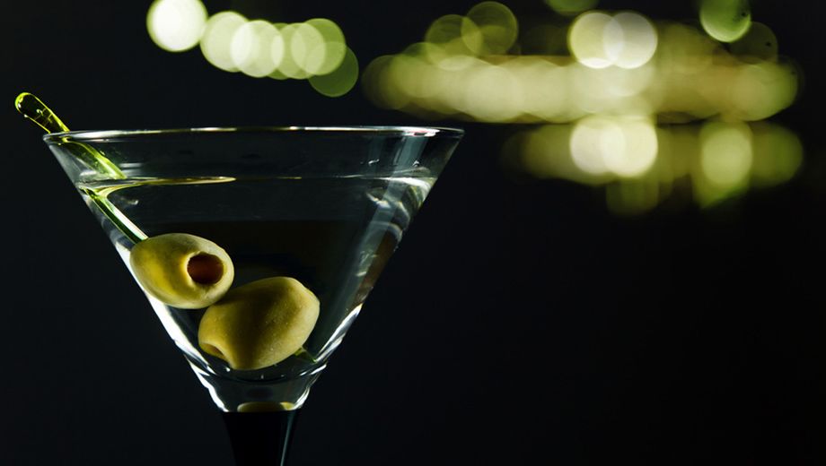 Want to make the  perfect martini? Stir it for exactly 40 seconds