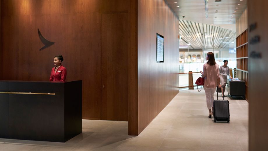 Cathay Pacific's new Singapore T4 business class lounge