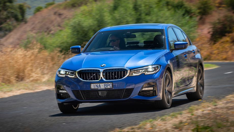 BMW 2019 3 Series 330i: the ultimate driving machine returns