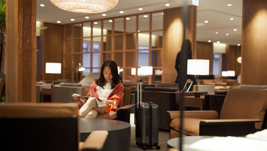 Cathay Pacific business class lounge, Taipei Taoyuan Airport T1