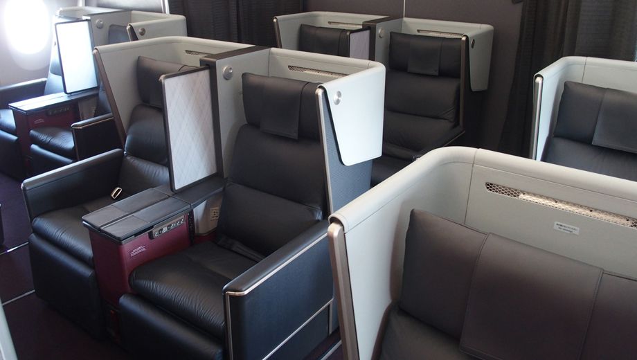 JAL reveals new 'first class' (business class) Airbus A350 seats