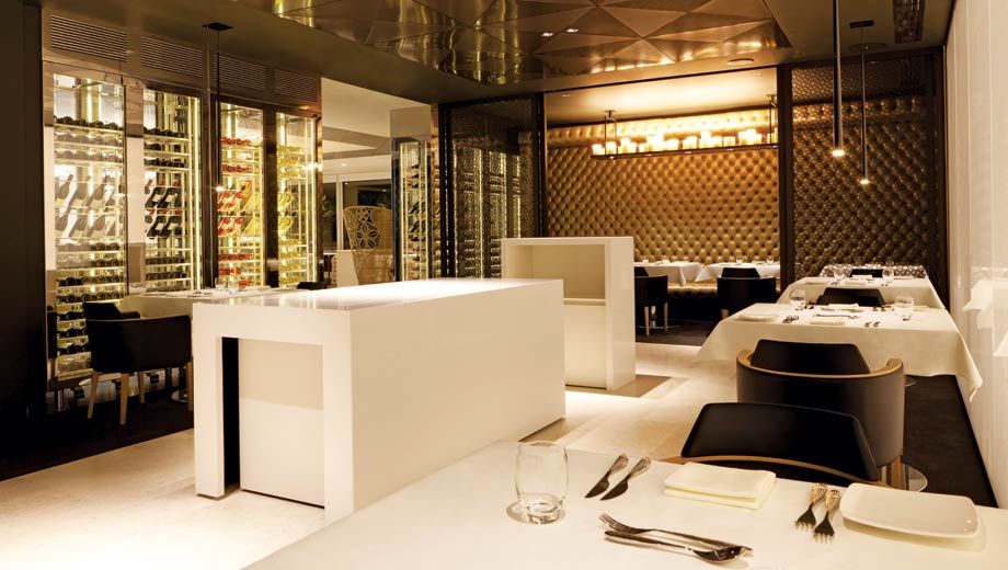 The best dining rooms in business class airport lounges