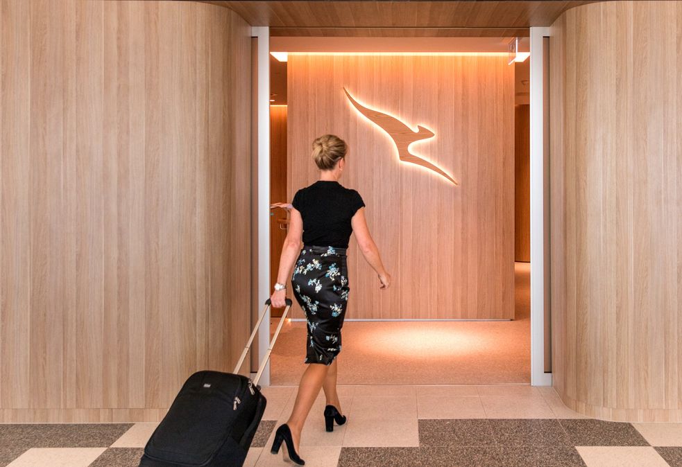 Qantas pushes back new Sydney business class lounge to 2020 or later