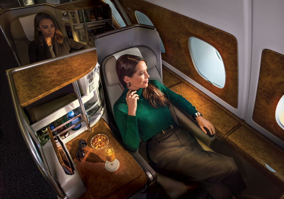 Emirates' Boeing 777X will have new business class seats, but no bar