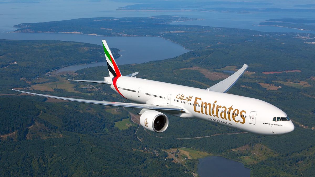 Emirates axes Adelaide 