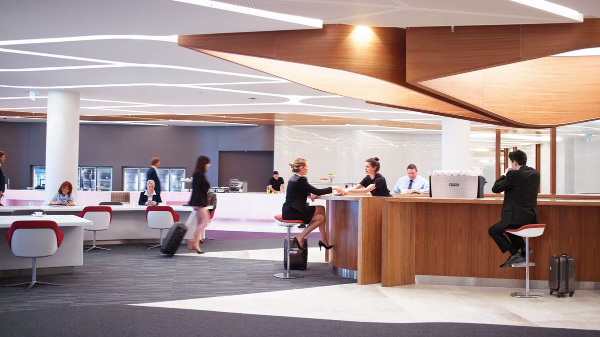 When are Virgin Australia's airport lounges reopening?