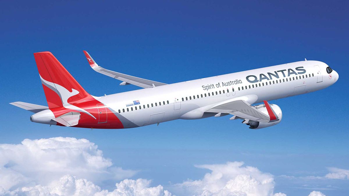 Airbus, Boeing to battle for multi-billion dollar Qantas order