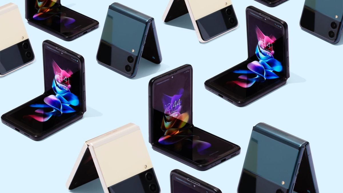 Samsung hopes buyers will flip over its latest foldable phones