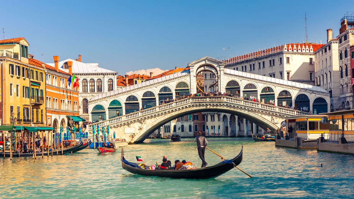 Venice set to charge tourists for entry