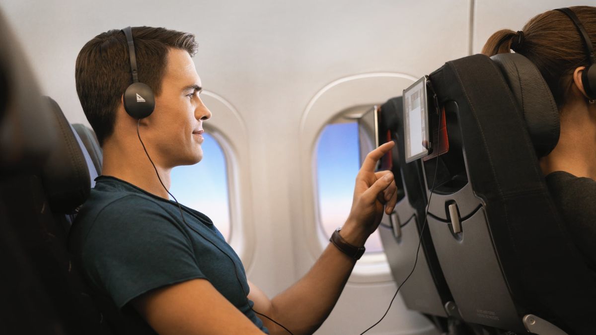 Qantas adds WiFi streaming movies, TV shows to all QantasLink jets