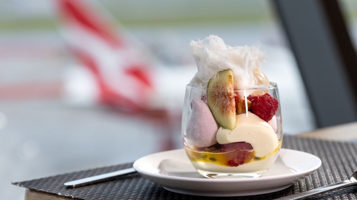 Behind the scenes: crafting the Qantas First Lounge summer 2022 menu