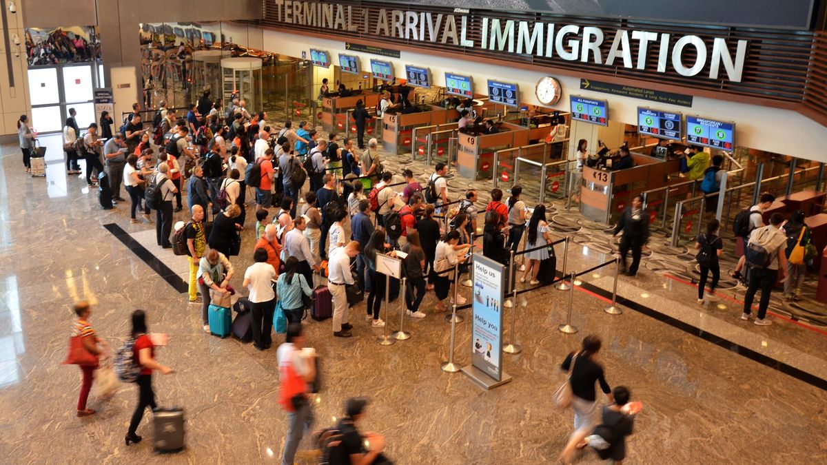 Singapore opens ‘fast track’ arrival lanes to Australian passports
