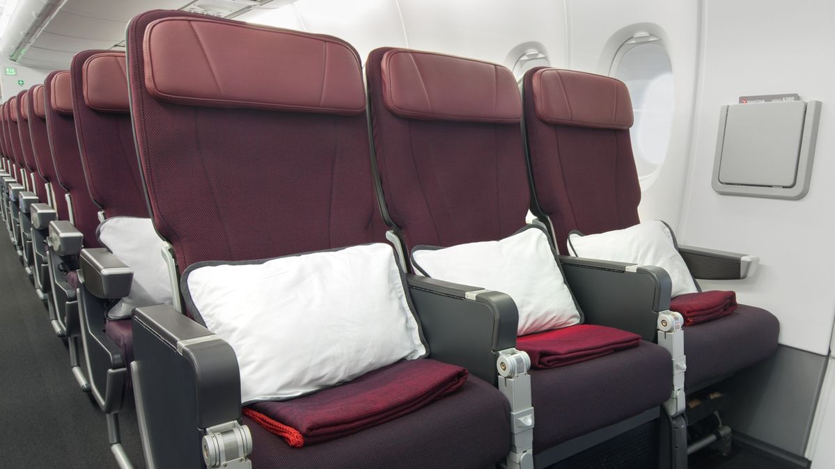 Why some Qantas ‘window seats’ don’t have a window
