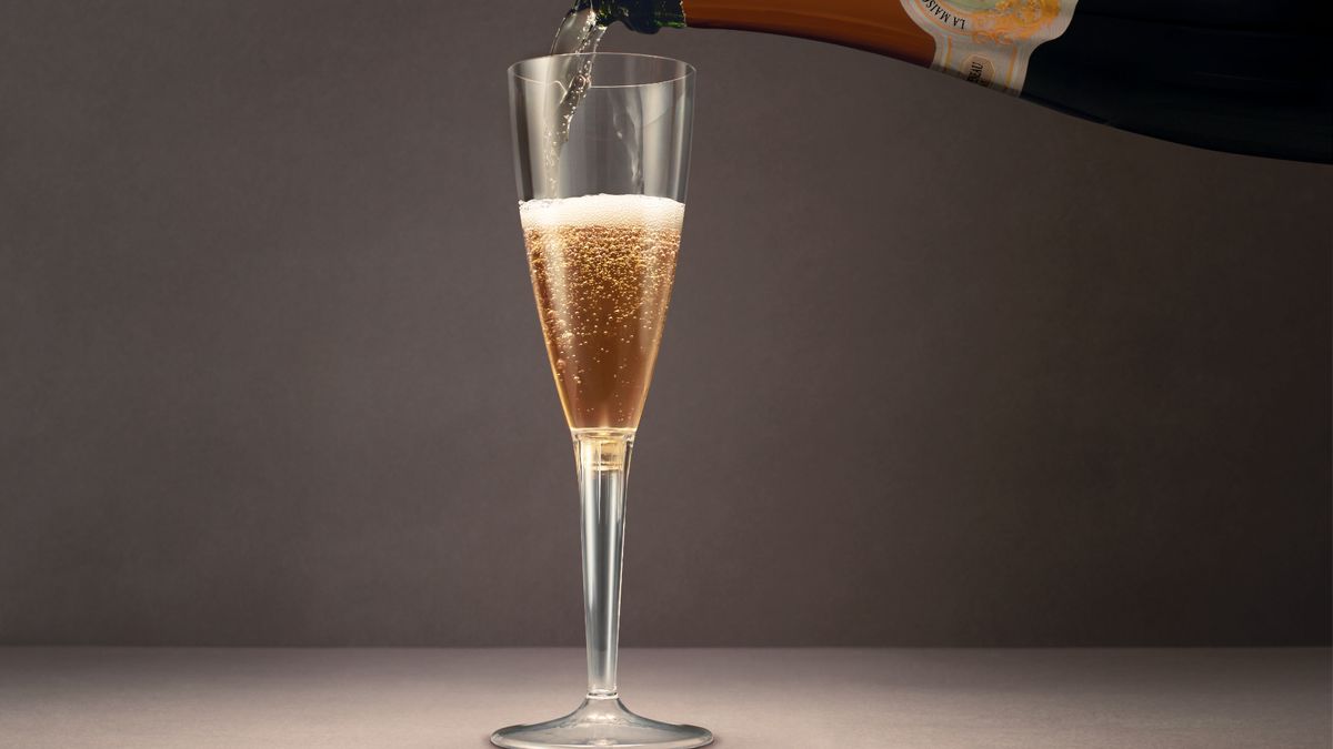 Singapore Airlines is adding five Champagnes to its first class menu