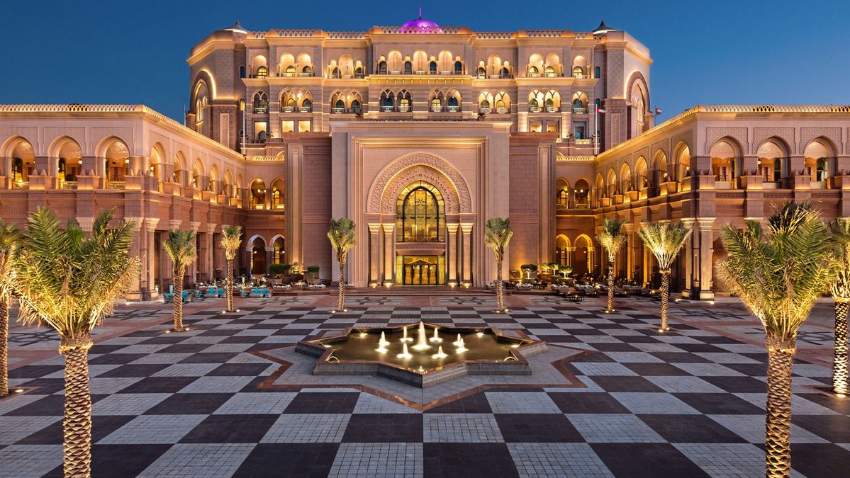 The best luxury hotels in Abu Dhabi