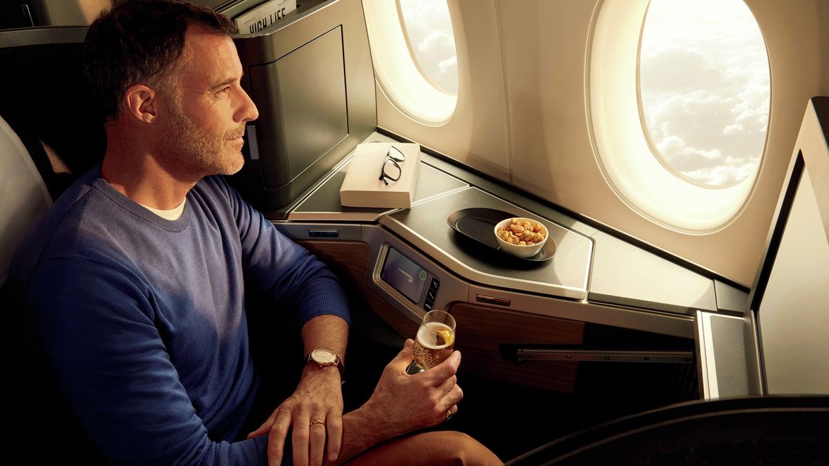 Which airlines serve the best Champagne in the sky?