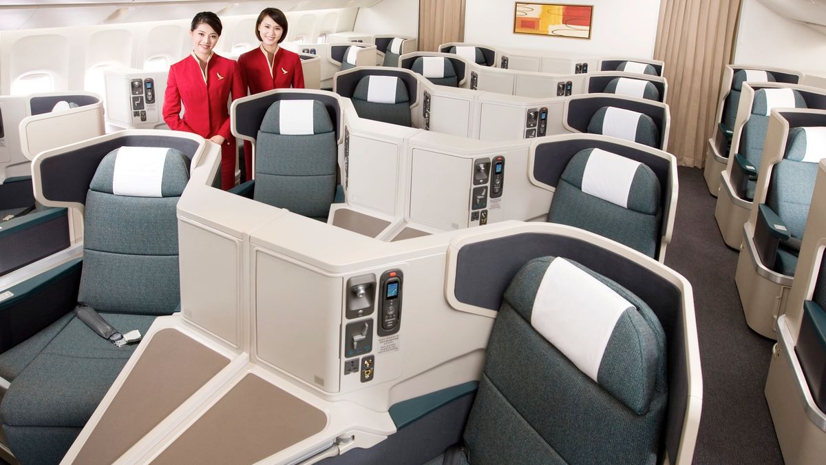 Cathay Pacific’s A330 business class “retrofit”