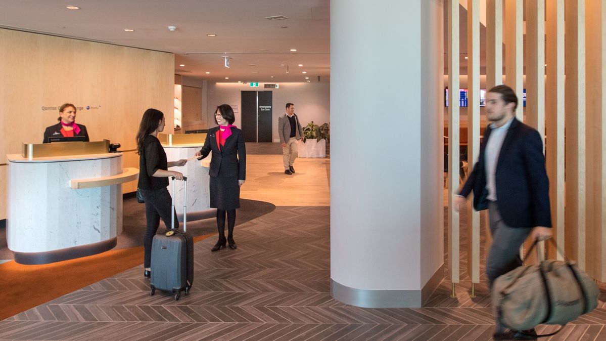Qantas hikes airport lounge membership by 17% to 80%