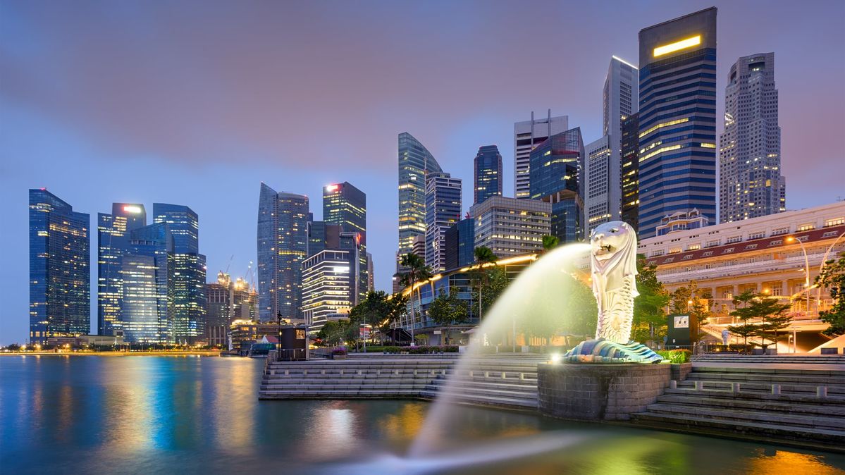 Qantas drops Shanghai, boosts Singapore and India