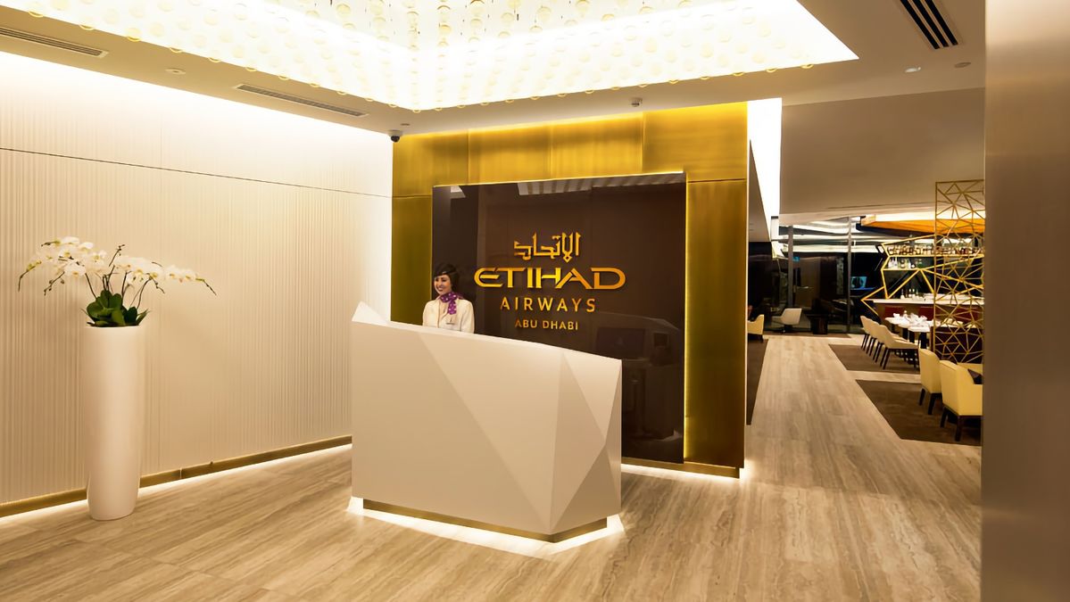 Etihad unbundles business class, removes lounge access