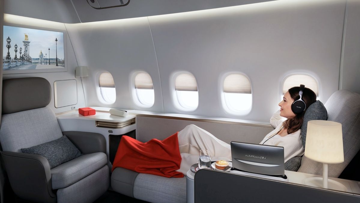 Air France expands 777 first class network