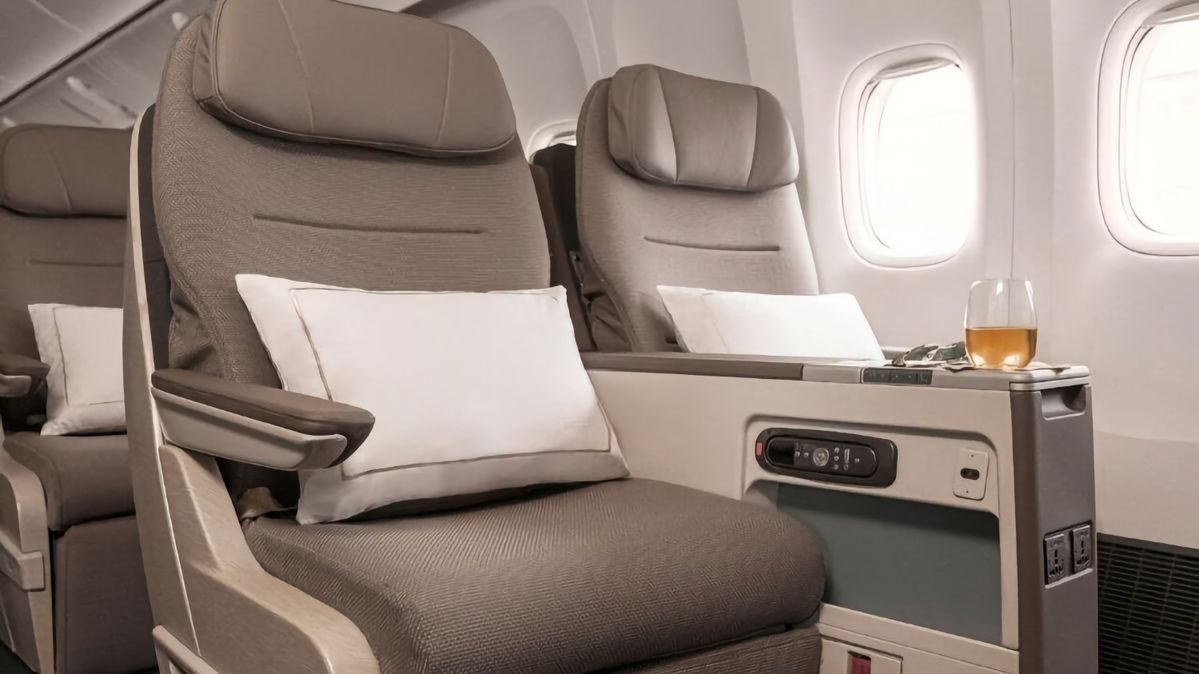 Review: Cathay’s ‘refreshed’ A330 regional business class