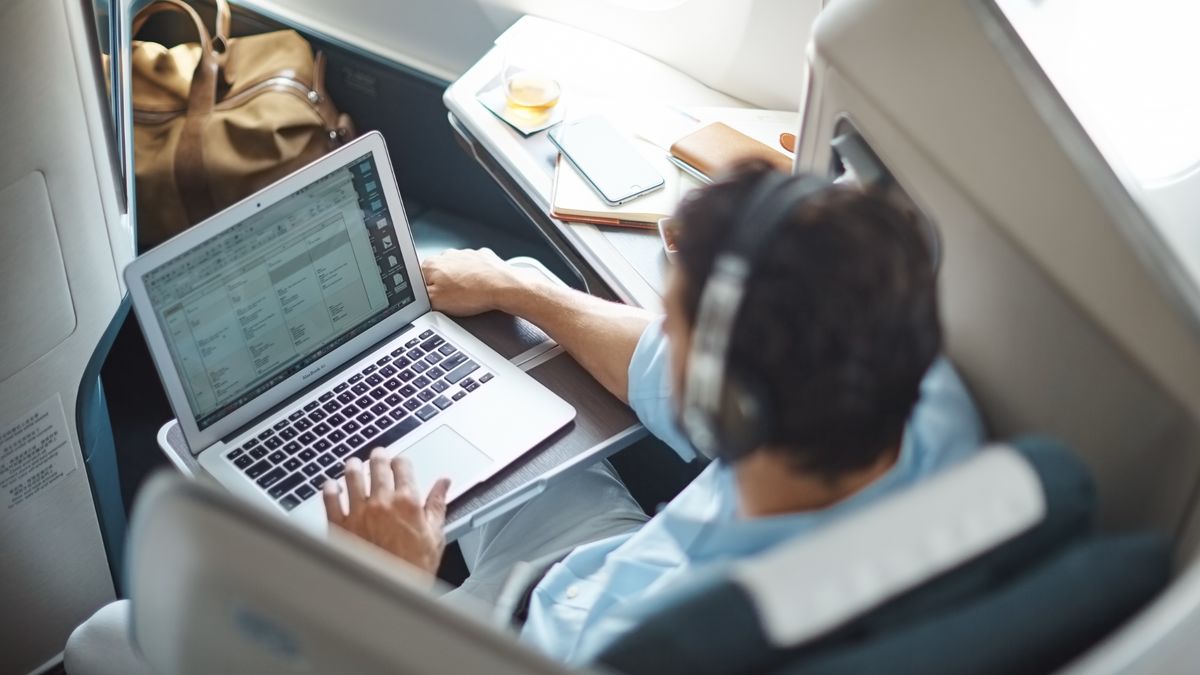 Practical tips for working during a flight