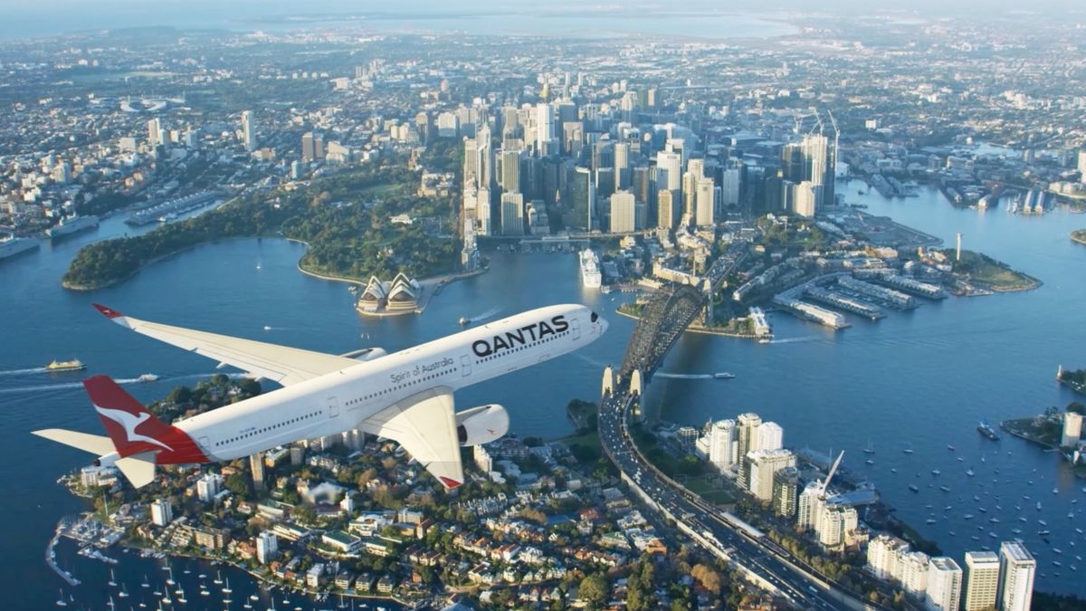 Qantas to retire A380 superjumbo, replace with A350
